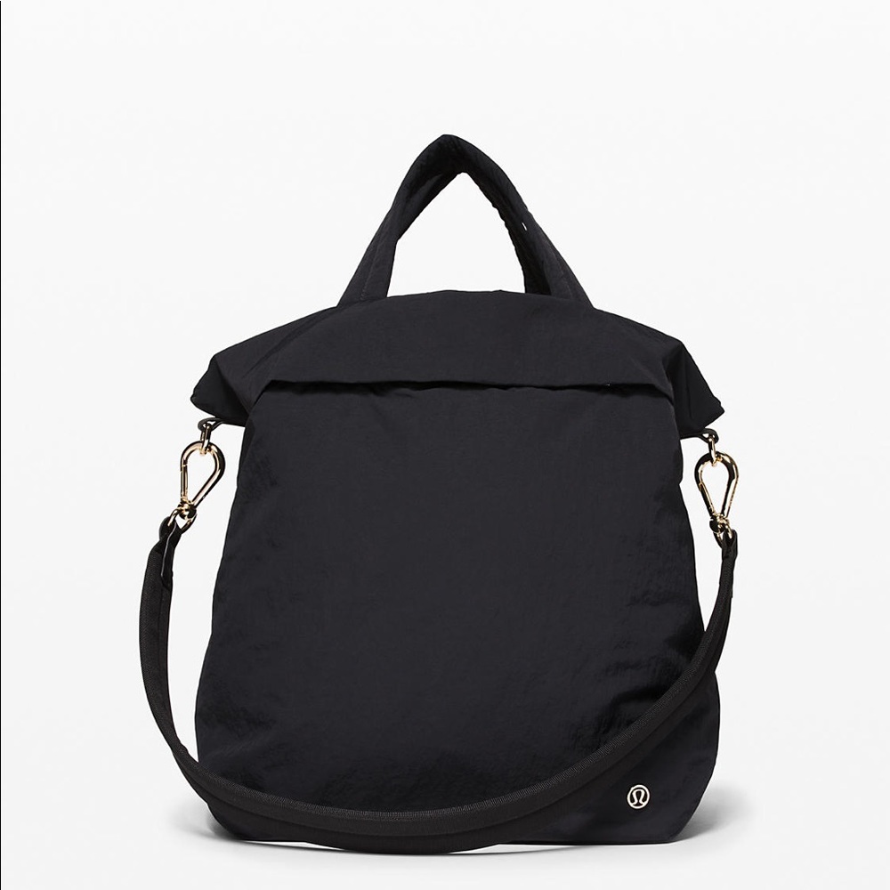 Lululemon On My Level 19L Tote